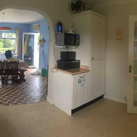 Family Friendly Seaside Bungalow - Pets Welcome Ballygarrett