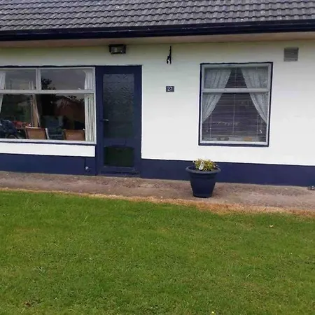 Family Friendly Seaside Bungalow - Pets Welcome Dom wakacyjny
