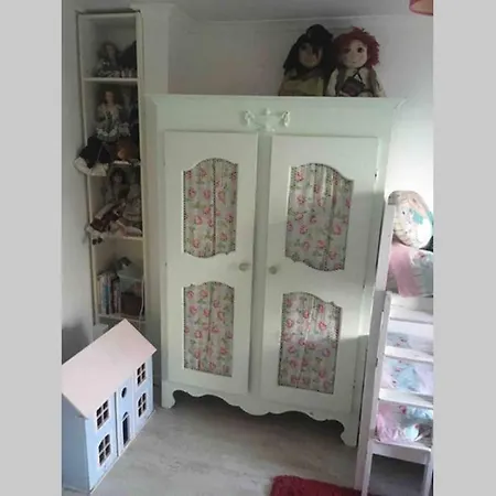 Family Friendly Seaside Bungalow - Pets Welcome * Ballygarrett