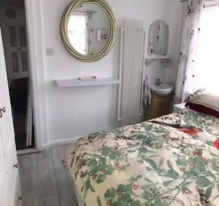 Family Friendly Seaside Bungalow - Pets Welcome